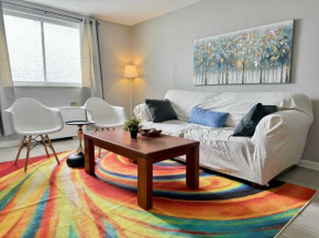 Heart Downtown 2BD NEW Paint floor CITY View LM207